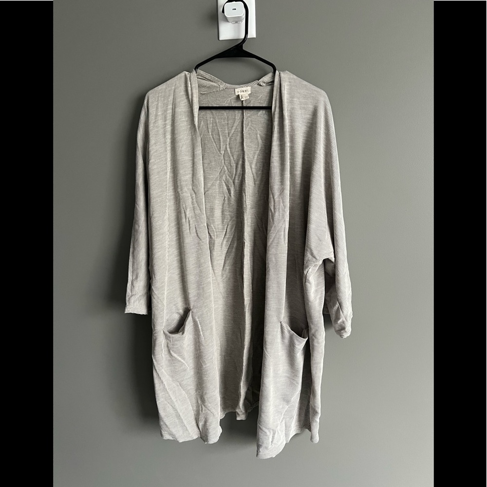 Womens open front top